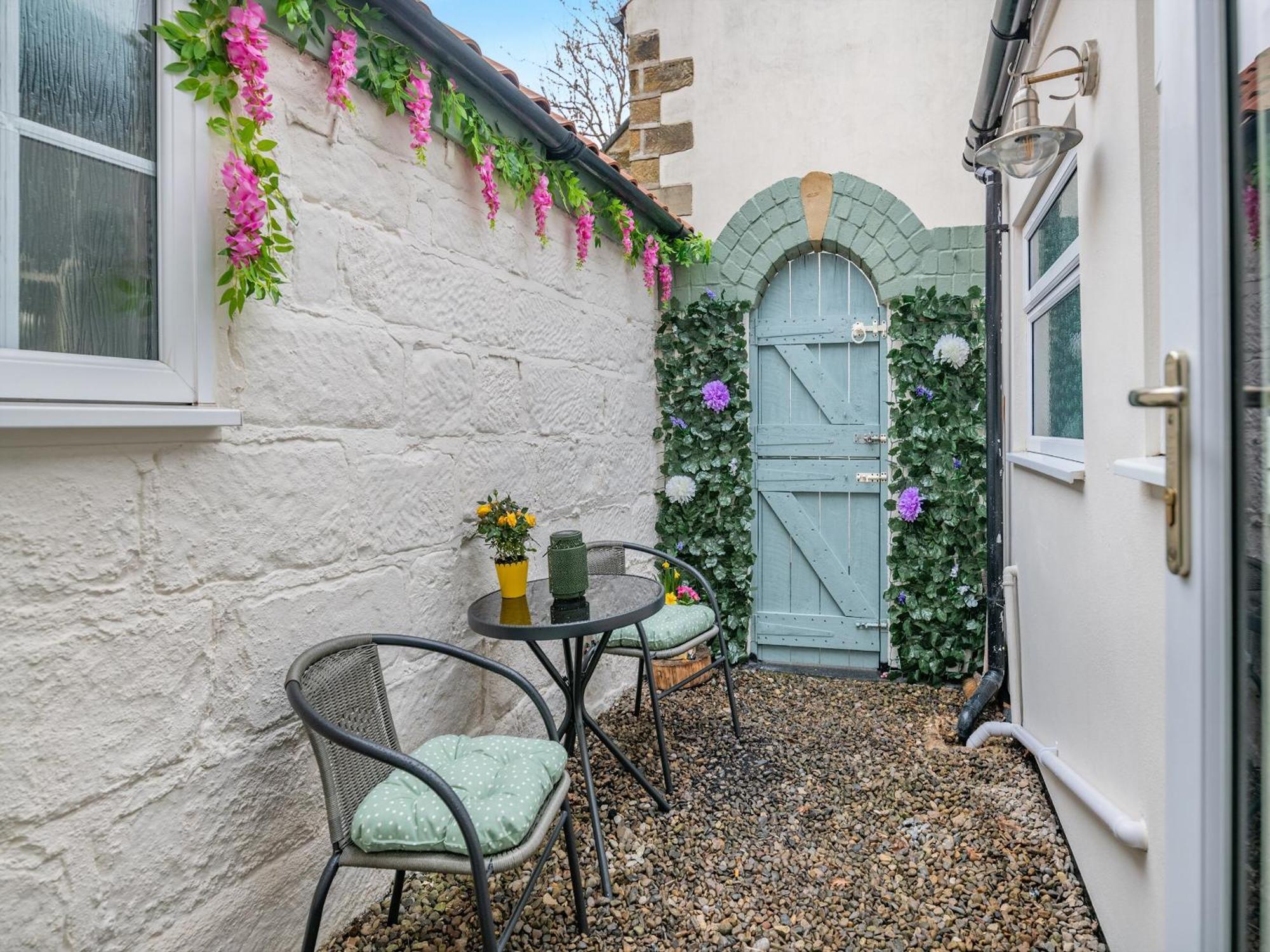 Villa The Tipsy Bee At 143, Guisborough Exterior foto